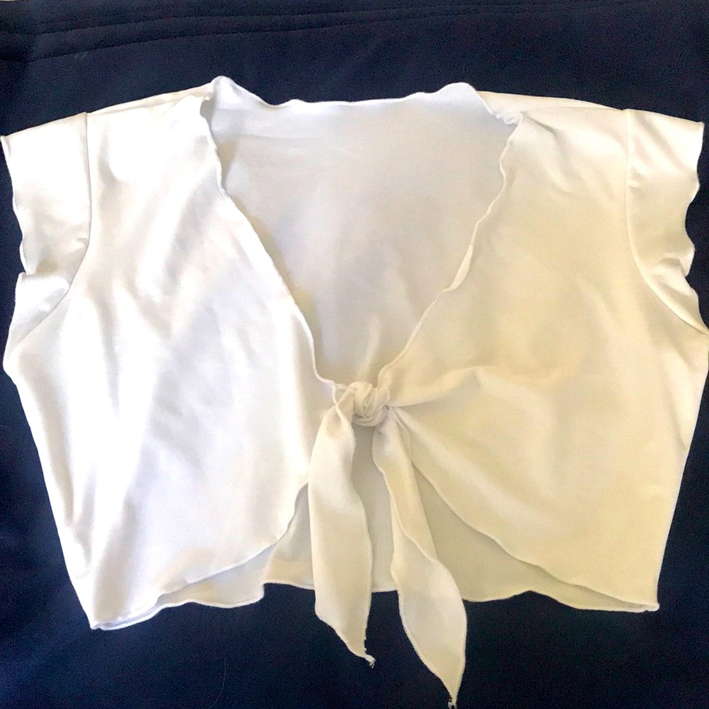Crop tie front top medium